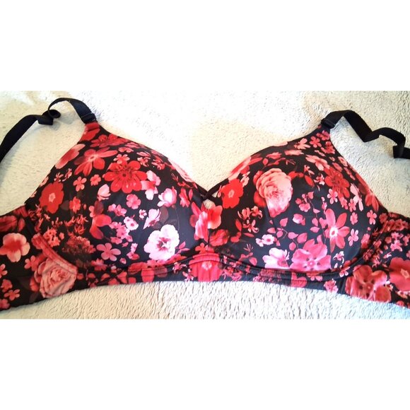 Torrid Curve D Wireless Black Red Floral print Soft Cup Plunge Smoothing Bra - Picture 1 of 4